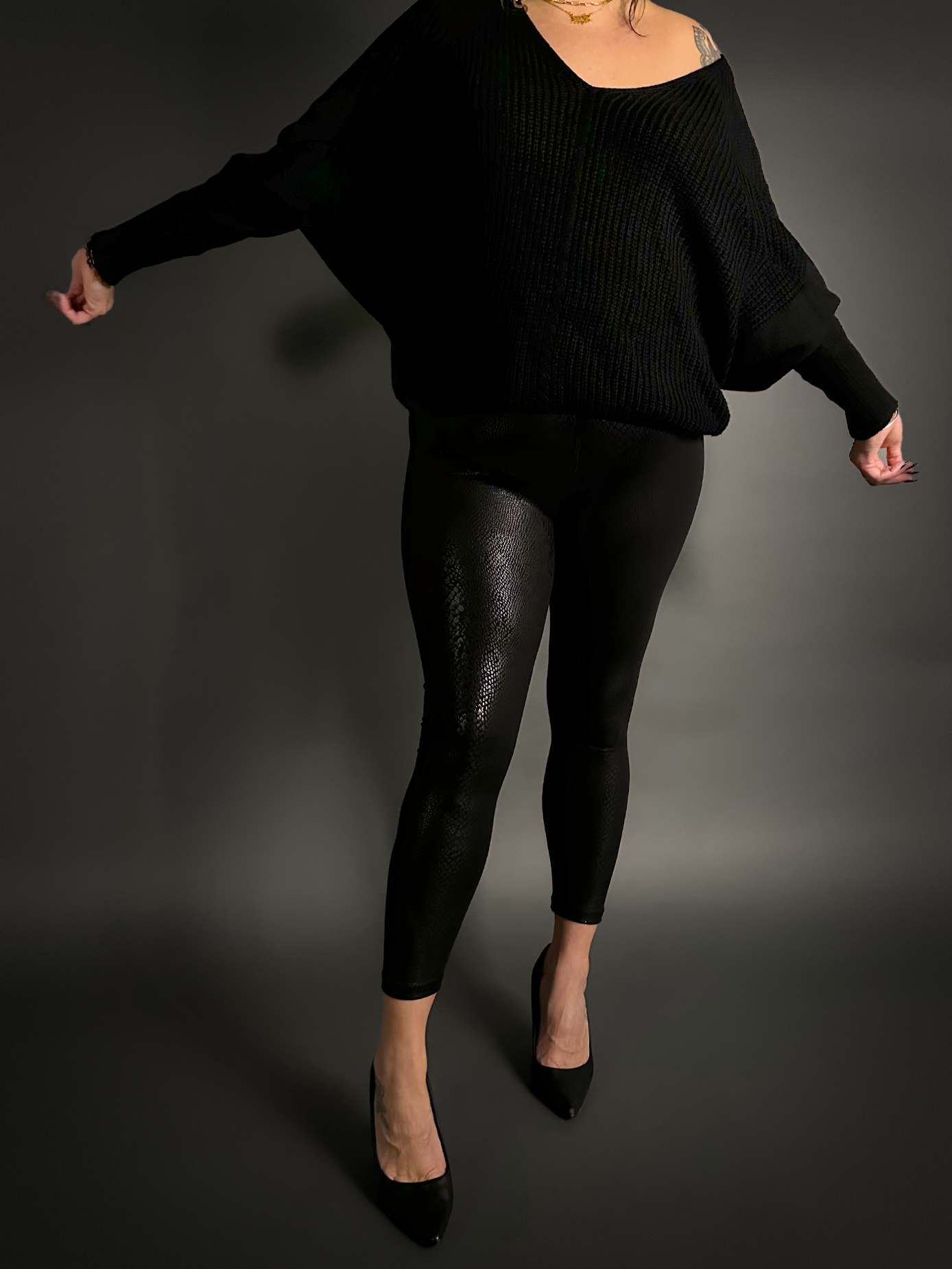 Faux Snakeskin High Waist Yoga Leggings with Front Pocket