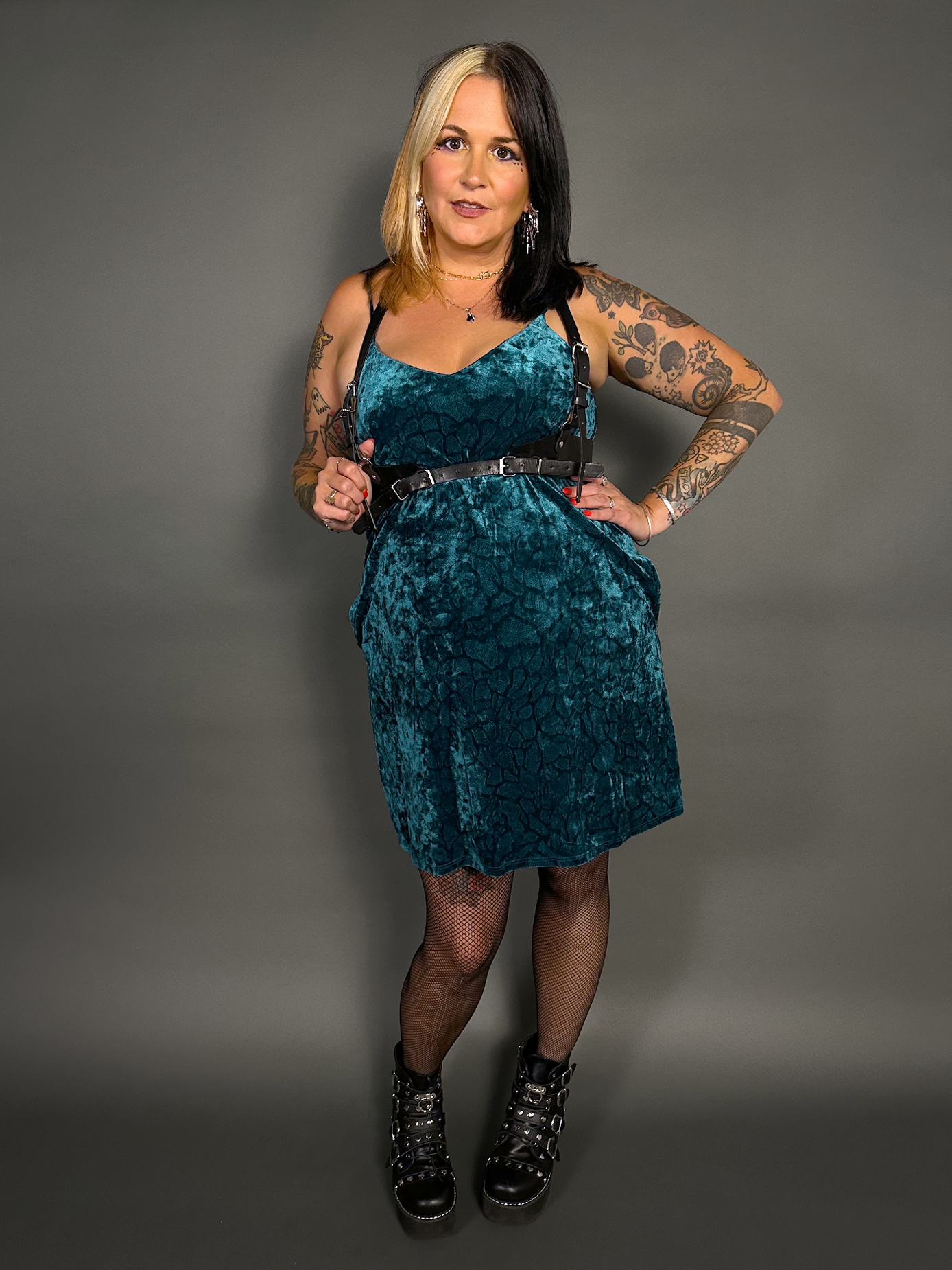 Outfit Set - Animal Ember Velvet Mini Dress in Teal  & Classic Black Harness Belt