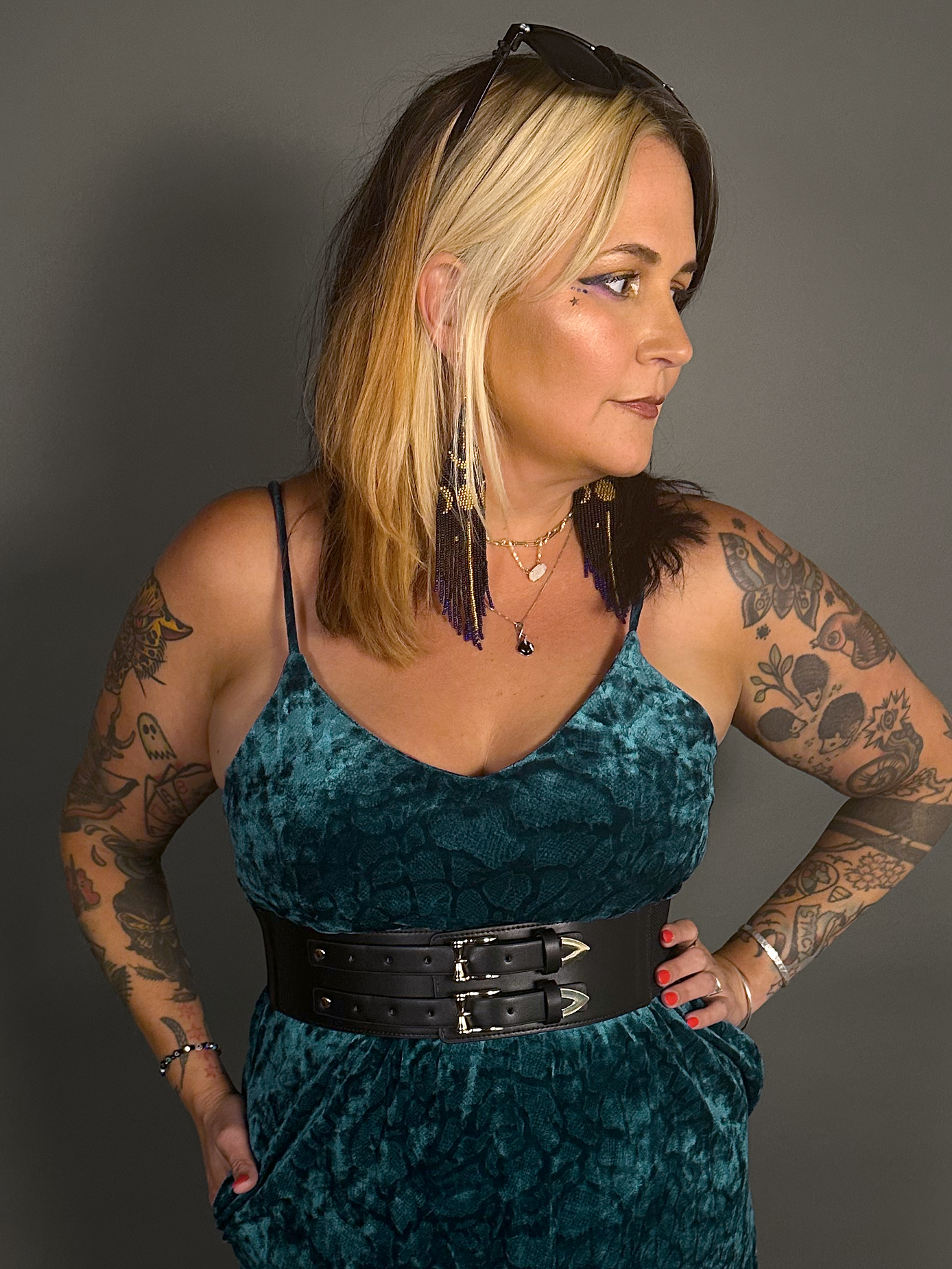 Outfit Set - Animal Ember Velvet Mini Dress in Teal & Two Buckle Corset Belt