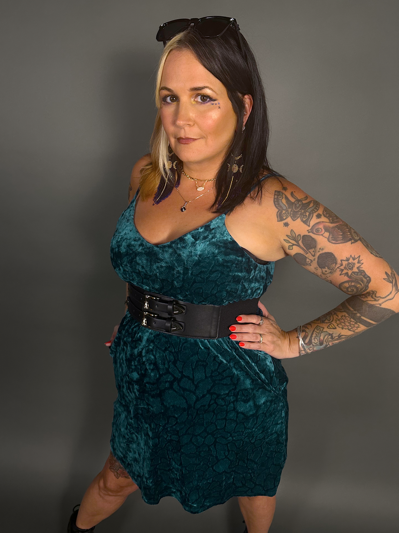 Outfit Set - Animal Ember Velvet Mini Dress in Teal & Two Buckle Corset Belt