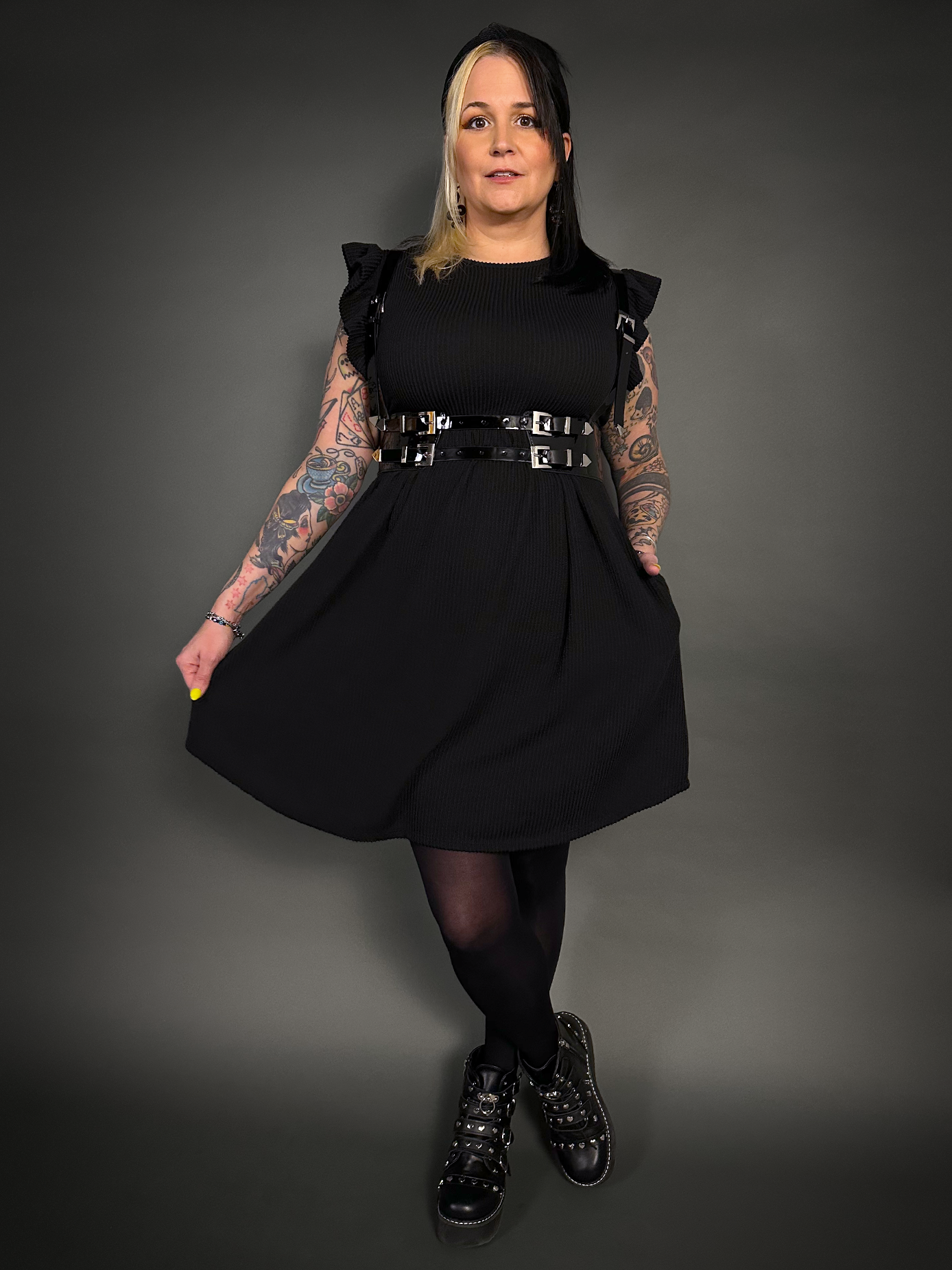 Outfit Set - Butterfly Short Sleeve Ribbed Babydoll Dress & Patent PU Leather Harness Belt