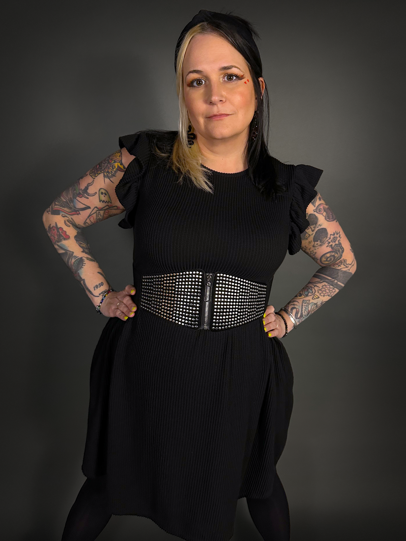 Outfit Set - Butterfly Short Sleeve Ribbed Babydoll Dress & Round Studs Zip-up Corset Belt