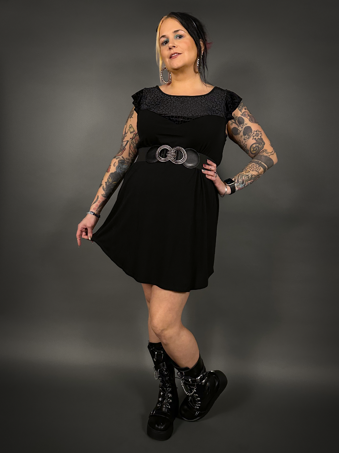 Outfit Set - Flutter Sleeve Animal Print Dress in Black & Double Ring Rope Design Corset Belt