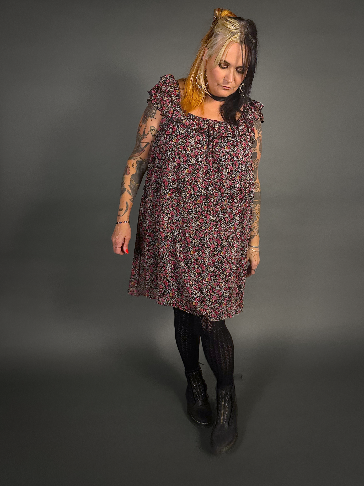 Outfit Set - Lined Ruffled Square Neck Floral Print Babydoll Dress & Chevron Knit Tights by Pamela Mann