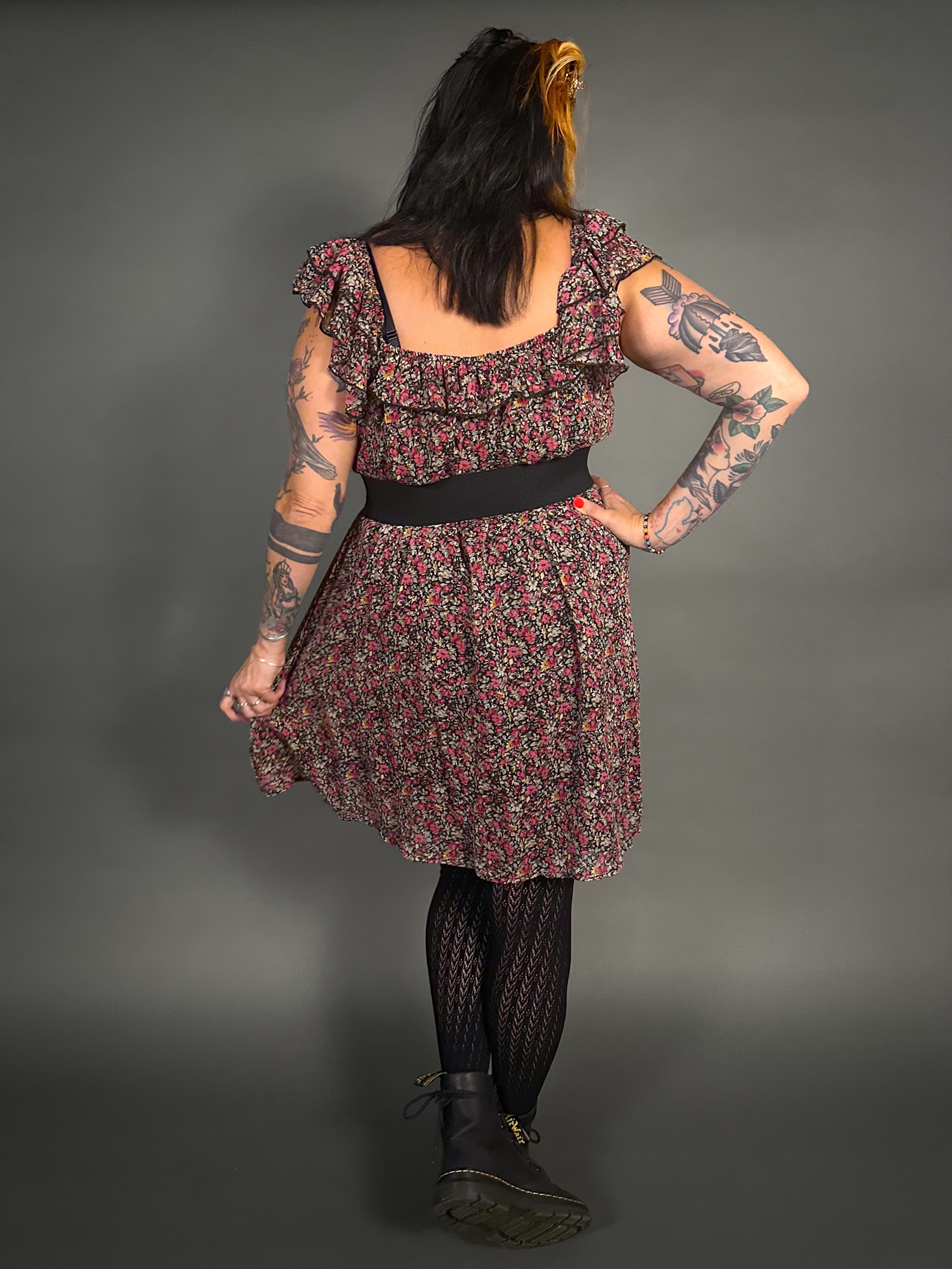 Outfit Set - Lined Ruffled Square Neck Floral Print Babydoll Dress & Two Buckle Corset Belt