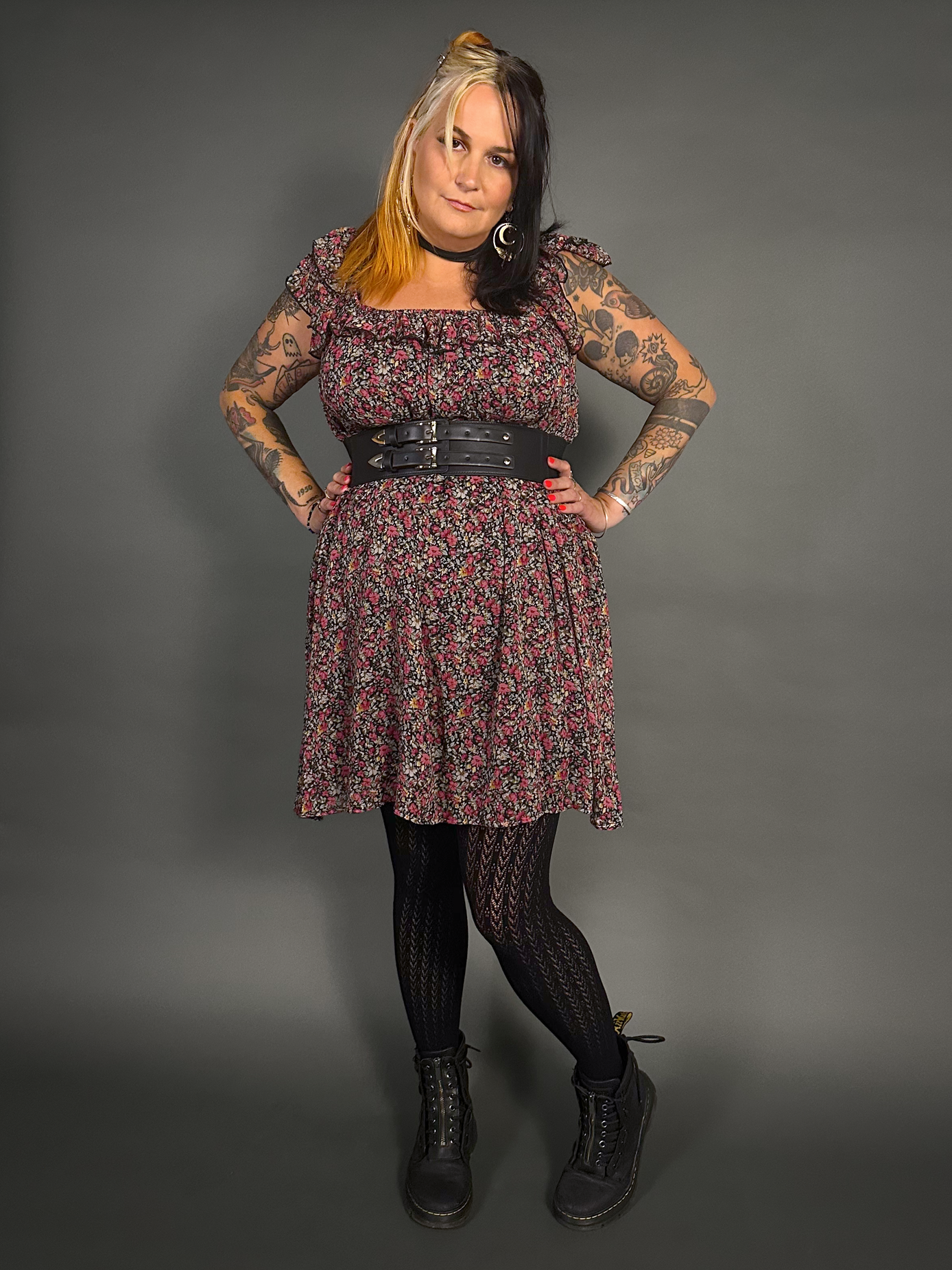 Outfit Set - Lined Ruffled Square Neck Floral Print Babydoll Dress & Two Buckle Corset Belt