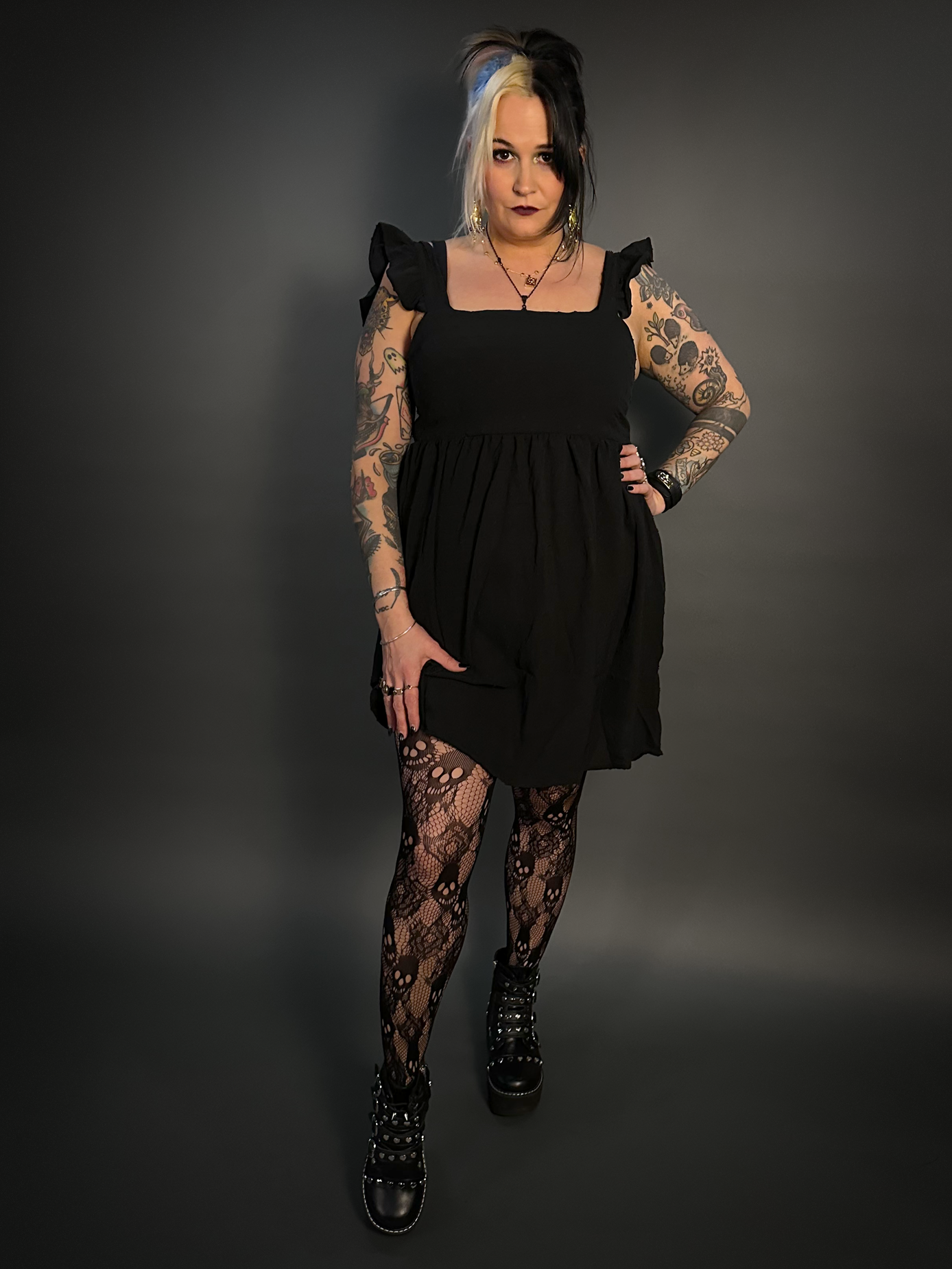 Outfit Set - Ruffled Wing Sleeves Swiss Dot Dress with Pockets with Rose & Skull Tights Media 1 of 11
