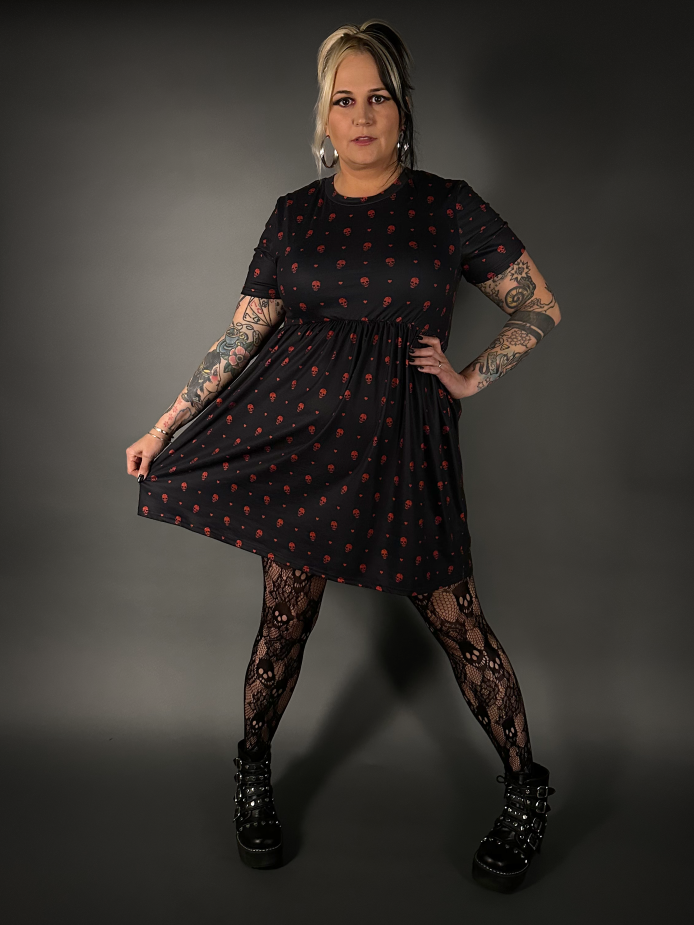 Outfit Set - Tommyrot "Hearts & Skulls" Skater Dress & Rose & Skull Tights by Pamela Mann