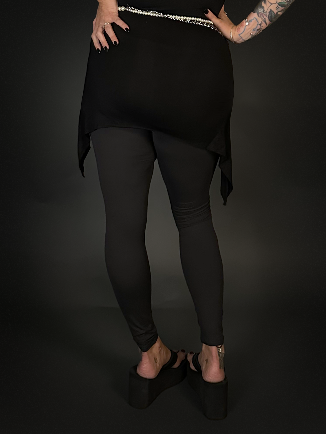 OUTFIT SET - Goth Pointy Bottom Stretch Camisole Dress & Charcoal Ripped Leggings