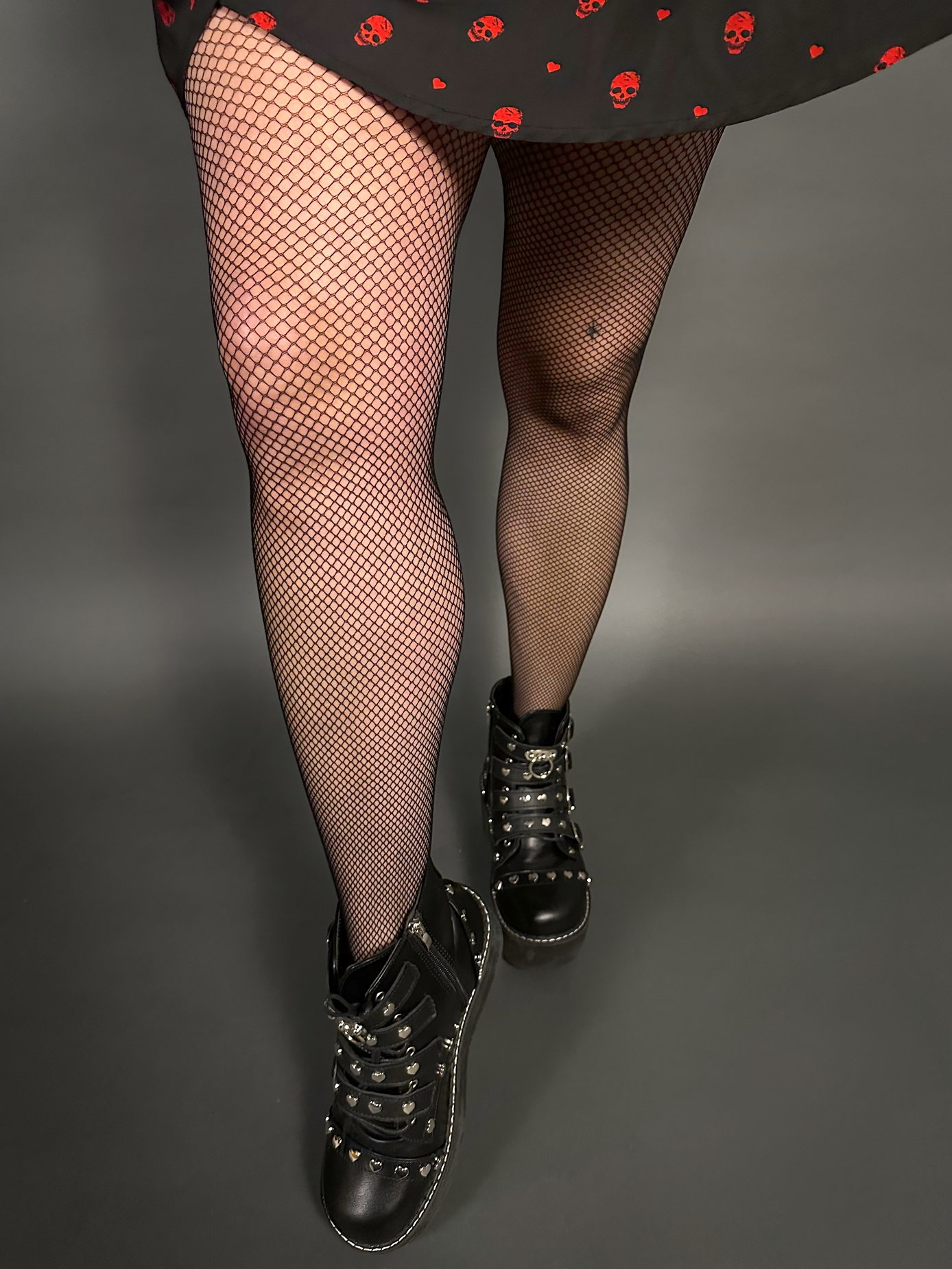 Outfit Set - Tommyrot "Hearts & Skulls" Sleeveless Mini Swing Dress & Fishnet Tights by Pamela Mann