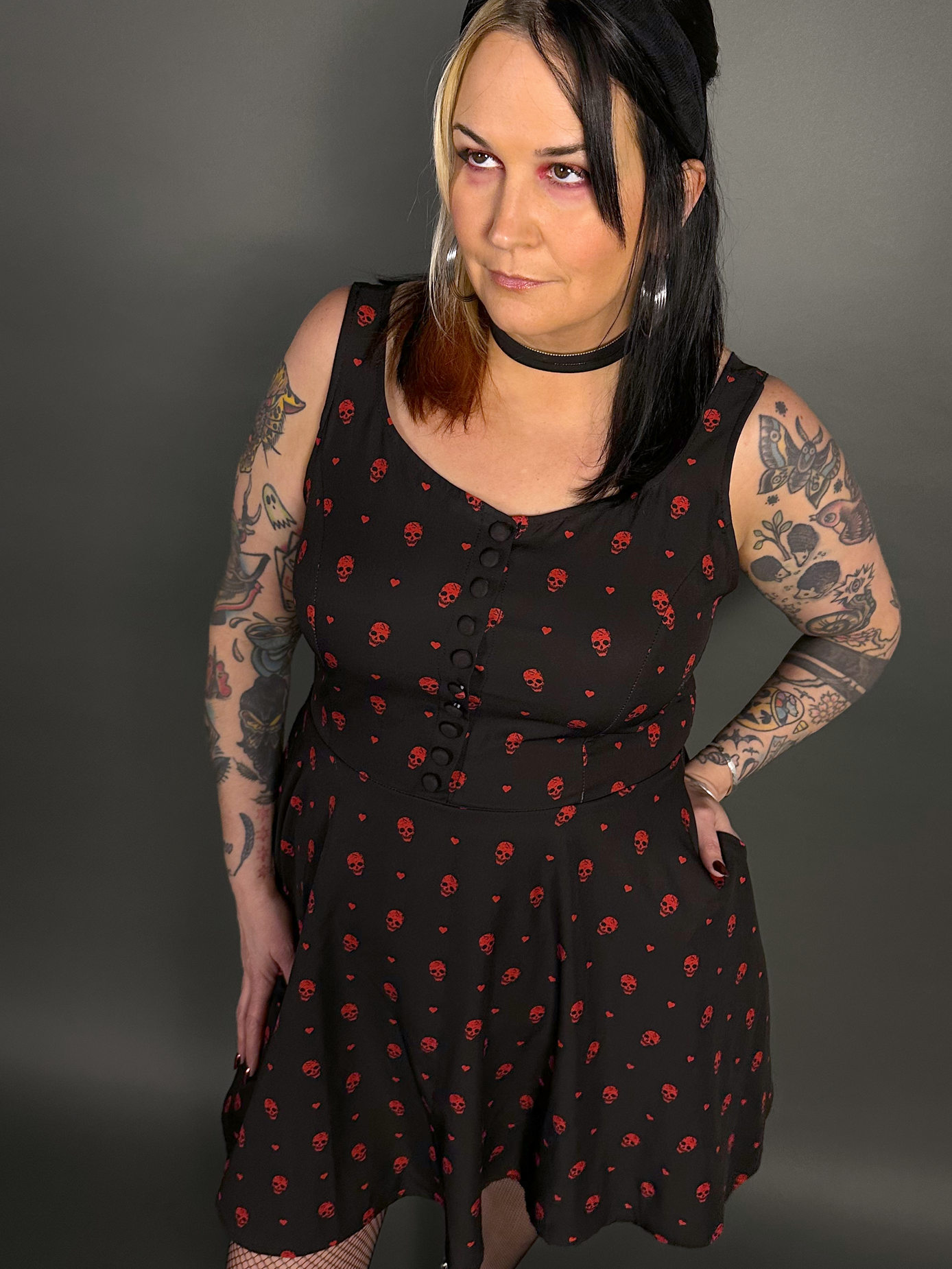 Outfit Set - Tommyrot "Hearts & Skulls" Sleeveless Mini Swing Dress & Fishnet Tights by Pamela Mann
