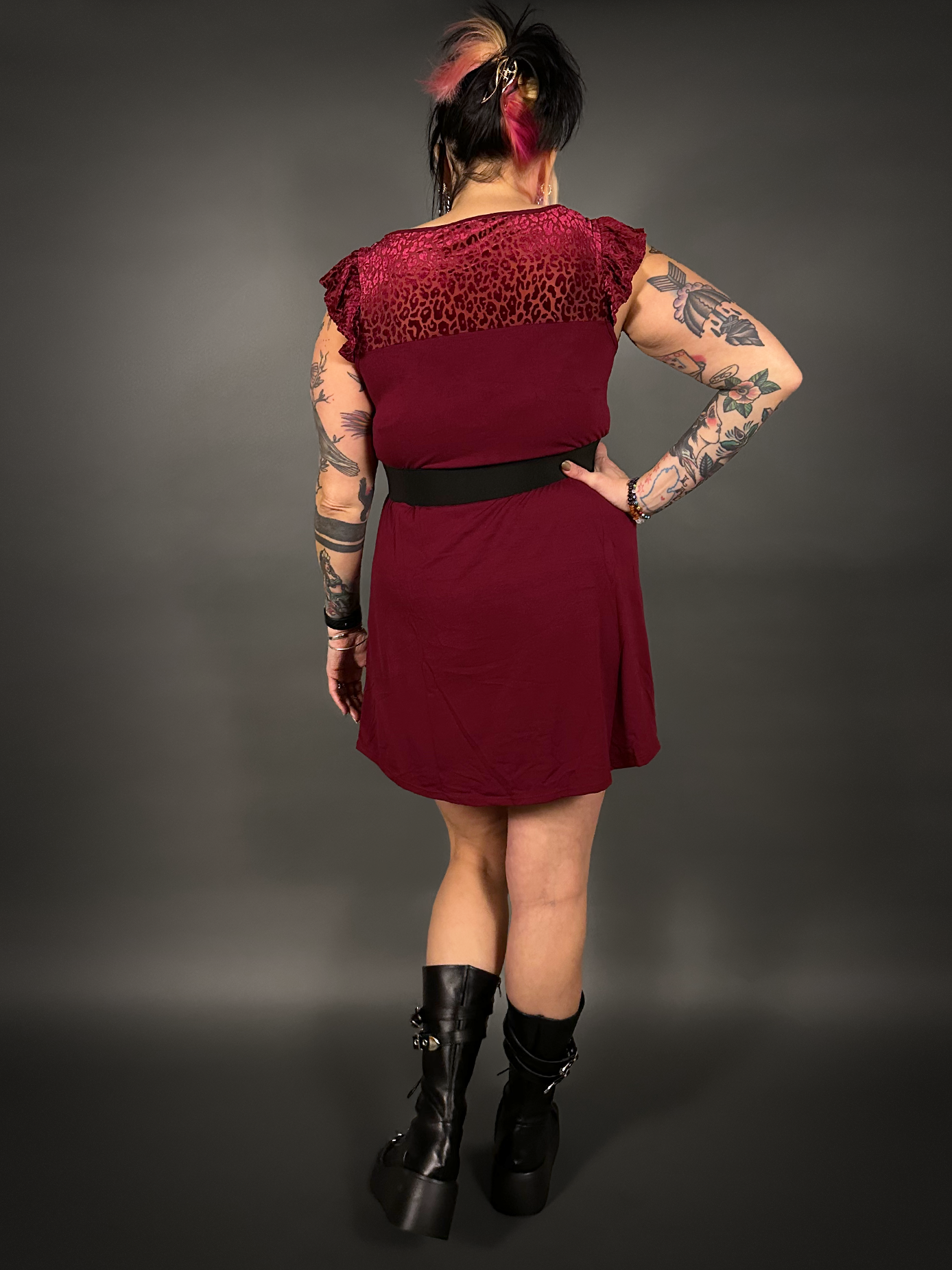 Outfit Set - Flutter Sleeve Animal Print Dress in Wine Red & Double Ring Rope Design Corset Belt