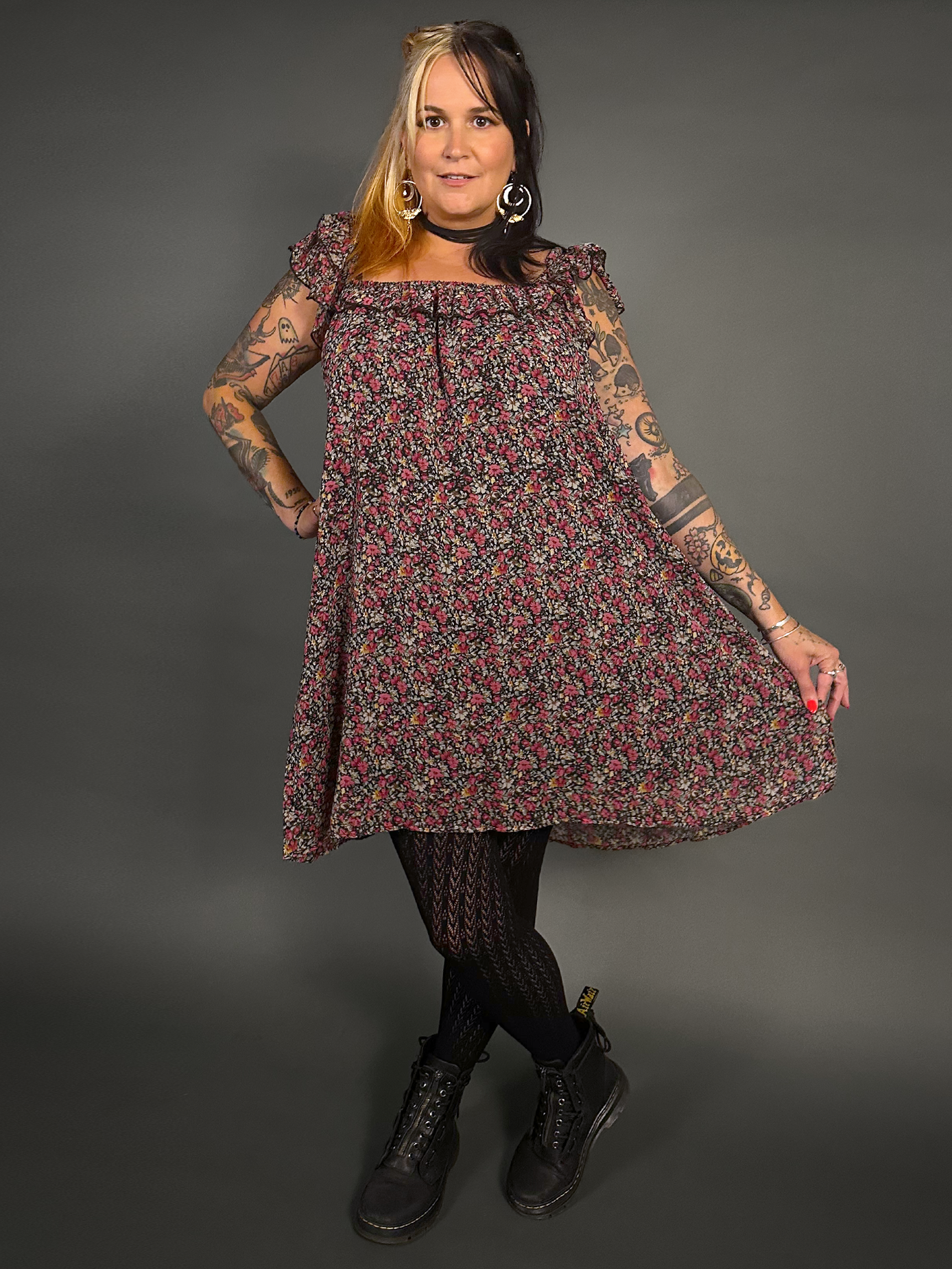 Outfit Set - Lined Ruffled Square Neck Floral Print Babydoll Dress & Chevron Knit Tights by Pamela Mann