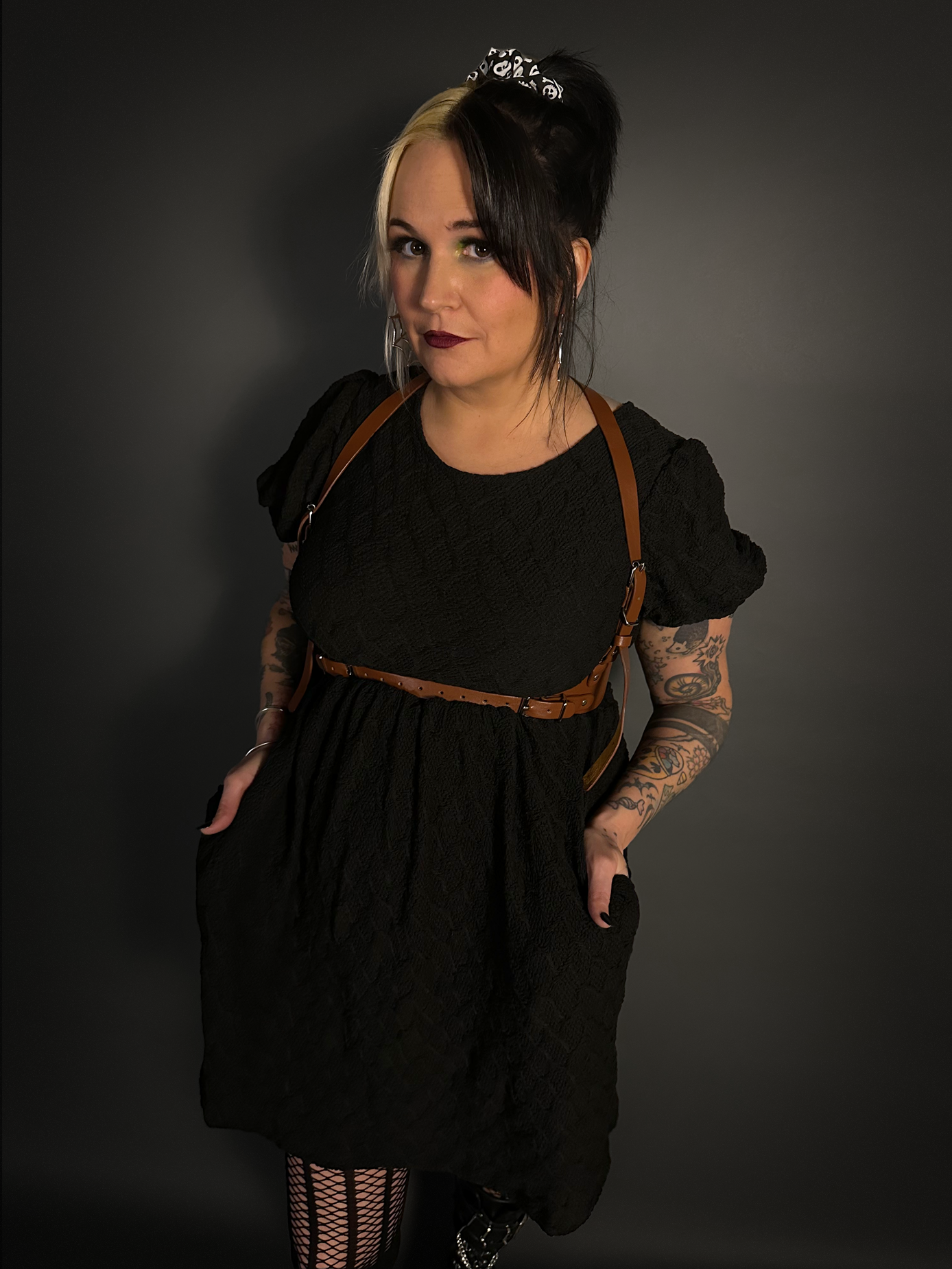 Outfit Set - Puff Sleeve Empire Waist Mini Dress with Pockets & Brown Shoulder Harness Belt 3X (18/20) Dress / Large (Fits M-L / 31"-38" Underbust) / Outfit Set - Puff Sleeve Empire Waist Mini Dress with Pockets & Brown Shoulder Harness Belt 3X (18/20) Dress / Large (Fits M-L / 31"-38" Underbust) /