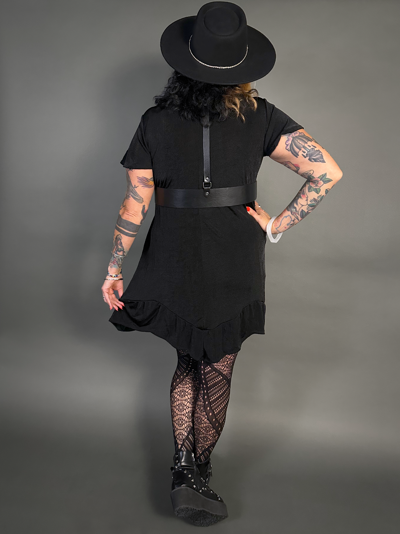 Outfit Set - Ruffled Flare Hem Babydoll Dress in Black & Classic Black Harness Belt