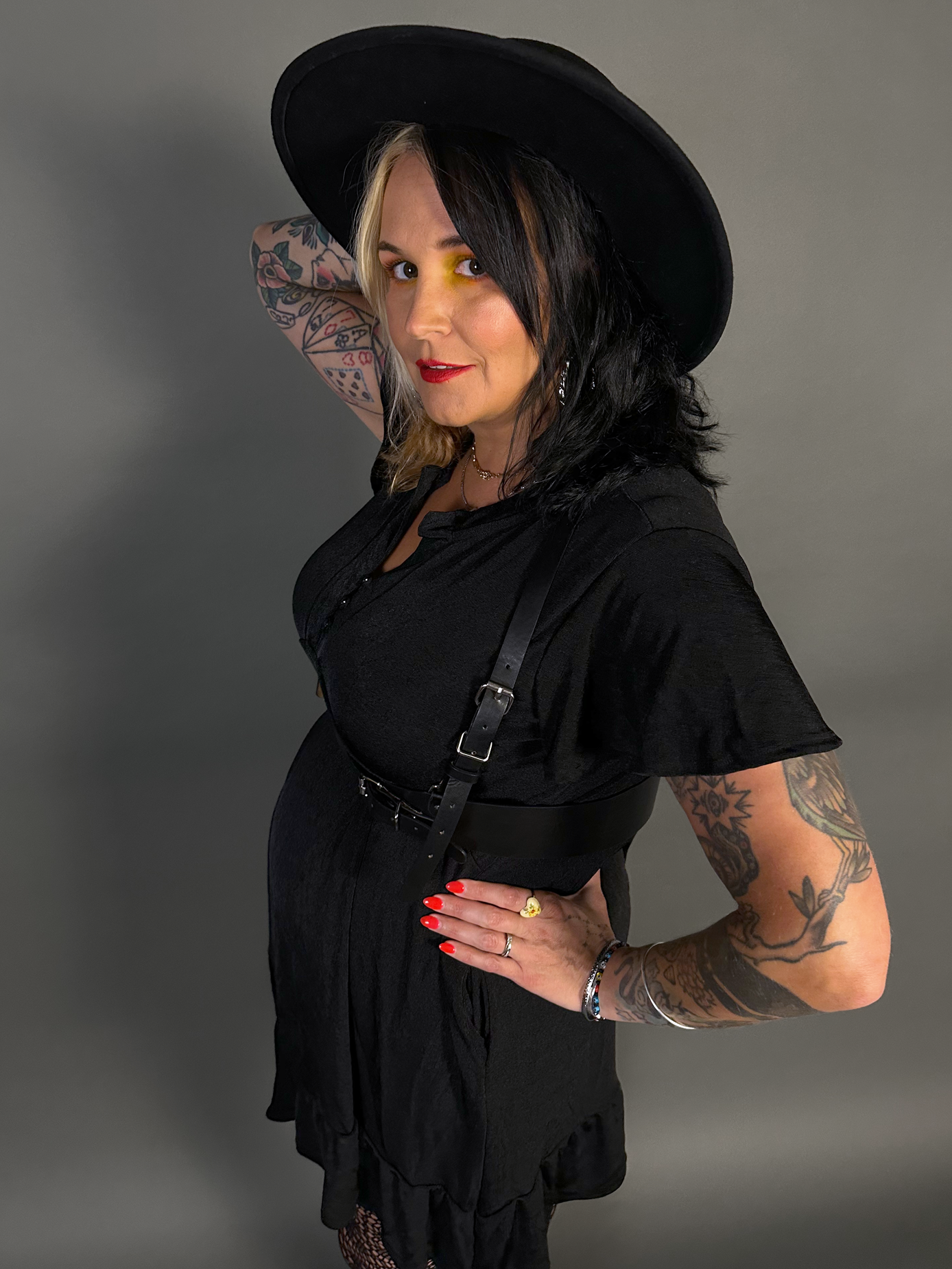 Outfit Set - Ruffled Flare Hem Babydoll Dress in Black & Classic Black Harness Belt