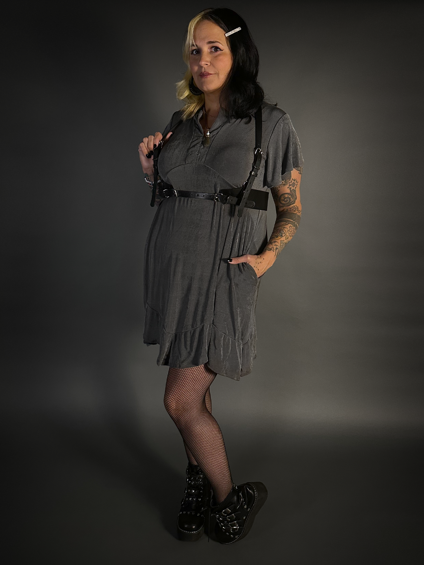 Outfit Set - Ruffled Hem Button Collar Babydoll Dress with Pockets & Black Shoulder Harness Belt