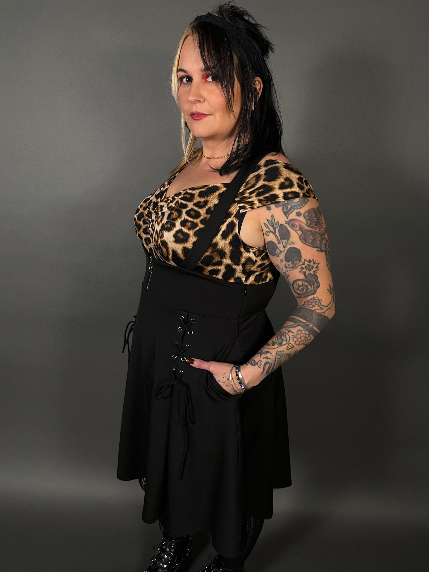 Outfit Set - Tommyrot High Waist Skirt with Shoulder Straps & Leopard Isabel Top by Retrolicious