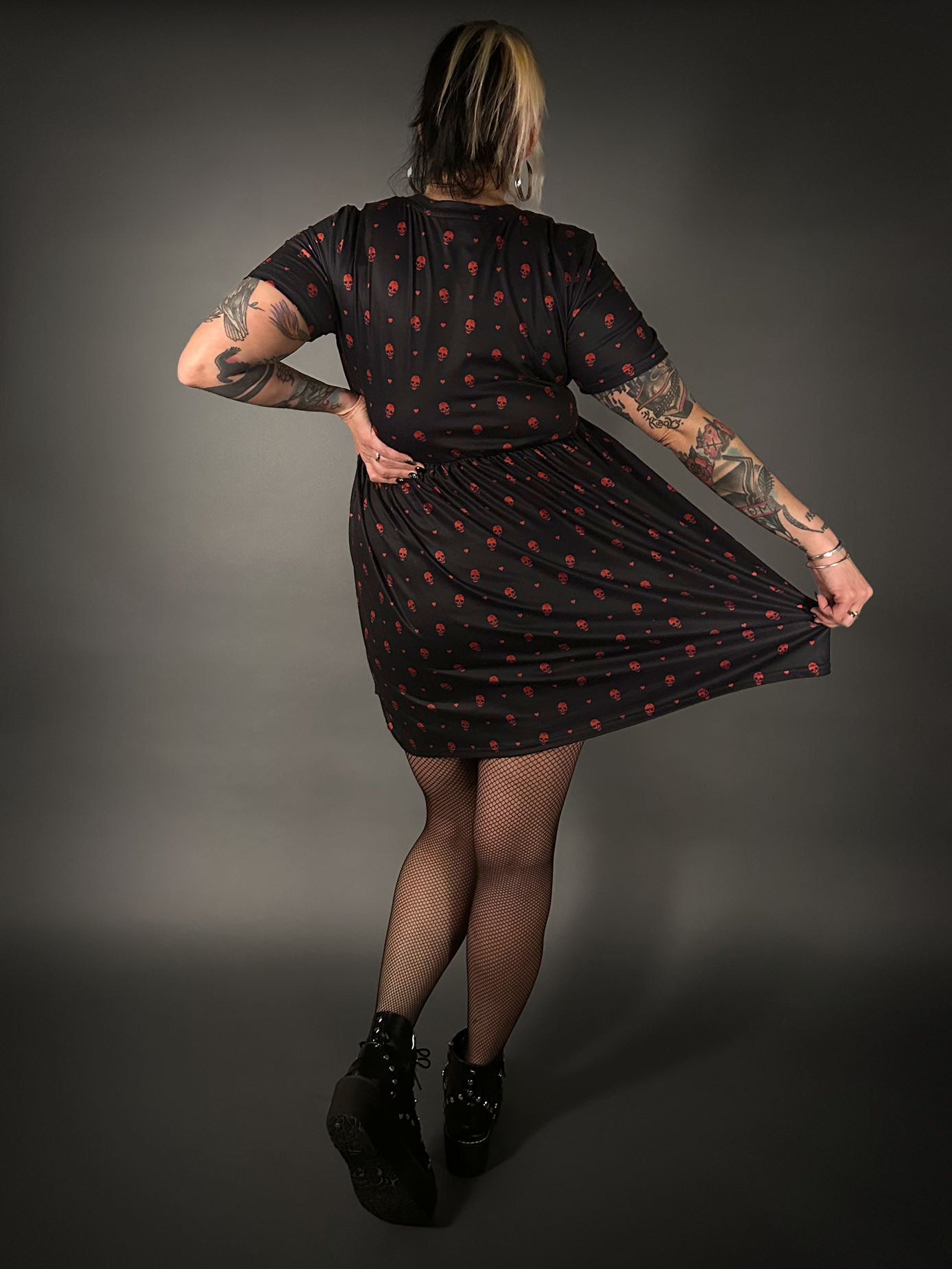 Outfit Set - Tommyrot "Hearts & Skulls" Skater Dress & Fishnet Tights by Pamela Mann