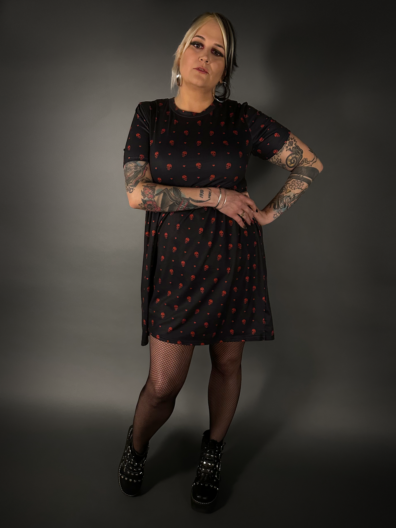 Outfit Set - Tommyrot "Hearts & Skulls" Skater Dress & Fishnet Tights by Pamela Mann