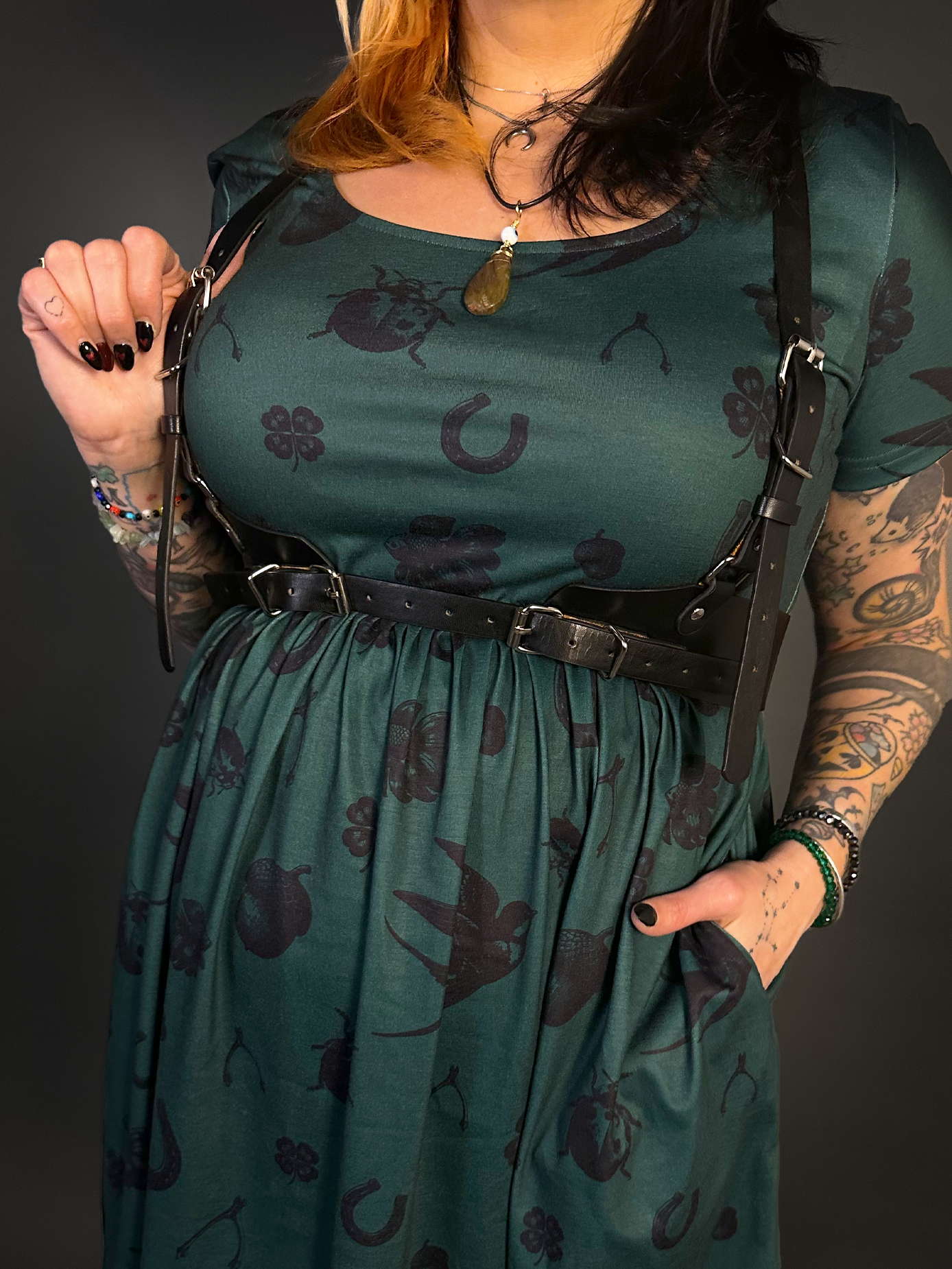 Outfit Set - Tommyrot "Lady Luck" Short Sleeve Skater Dress in Green & Classic Black Harness Belt