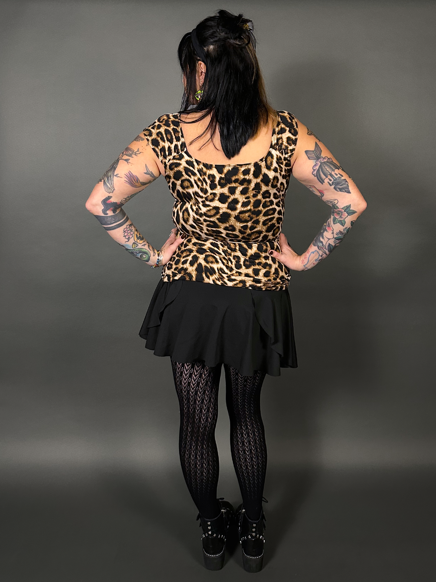 Pinup Style Isabel Stretch Top in Leopard Print by Retrolicious