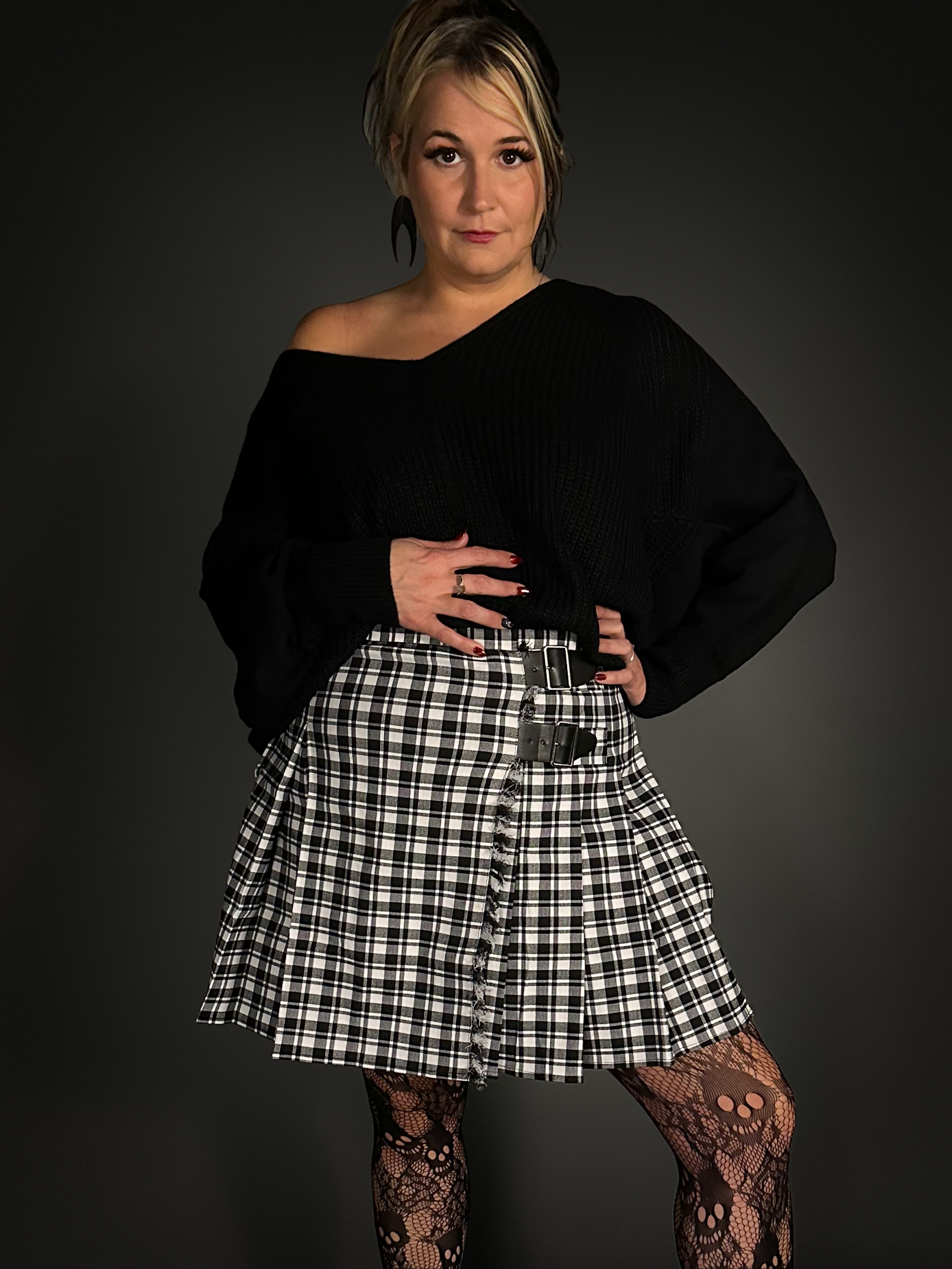 Plaid Mini Skirt with Black Front Straps High Waist Pleated in Black & White